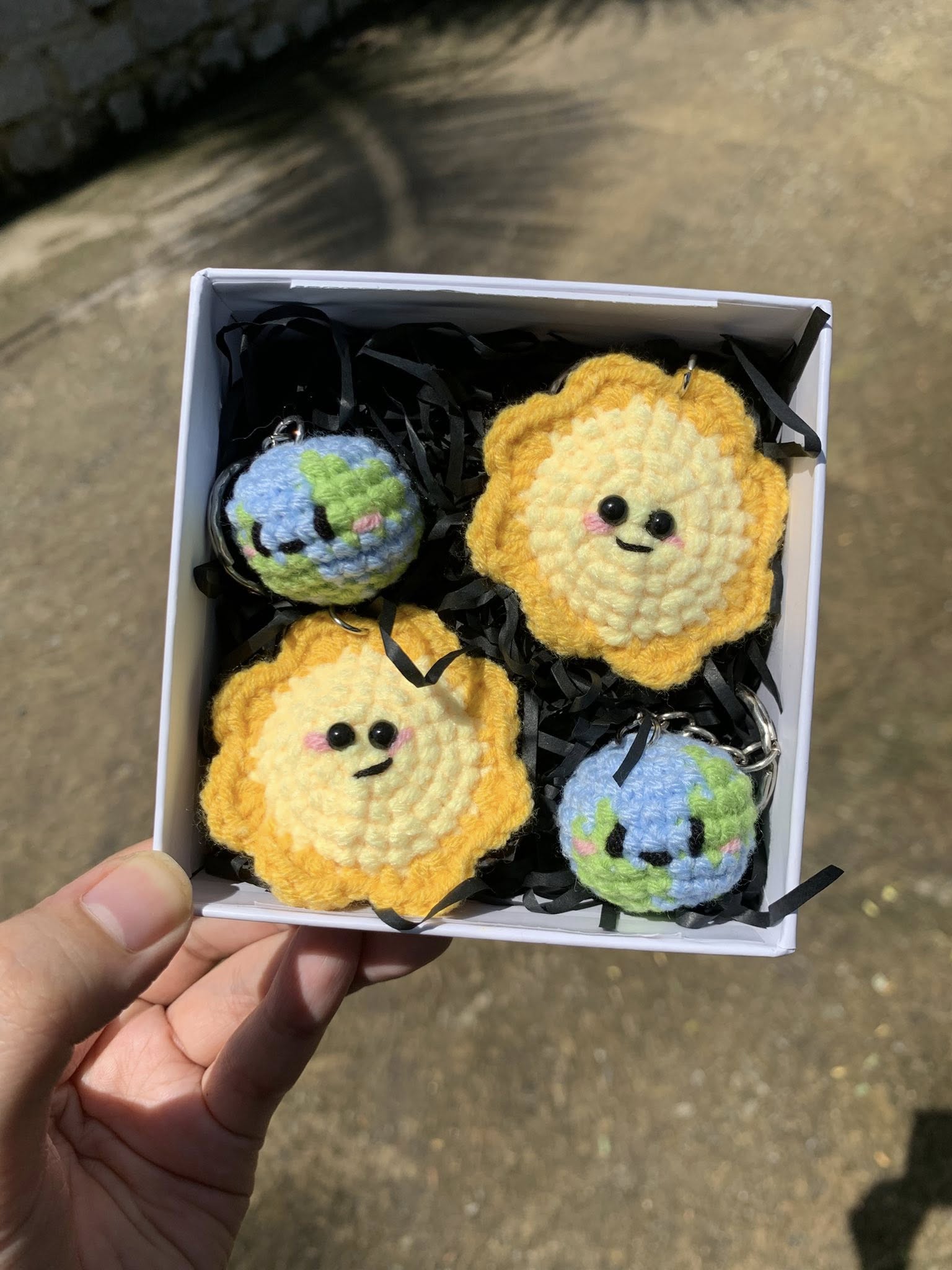 Couple Mặt trời Trái Đất