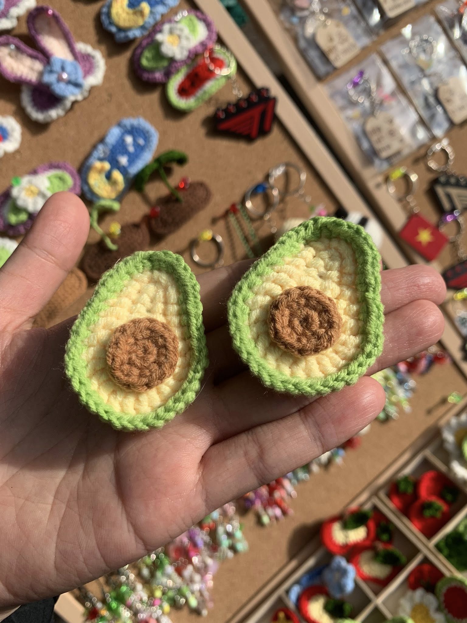 Kẹp tóc Trái Bơ