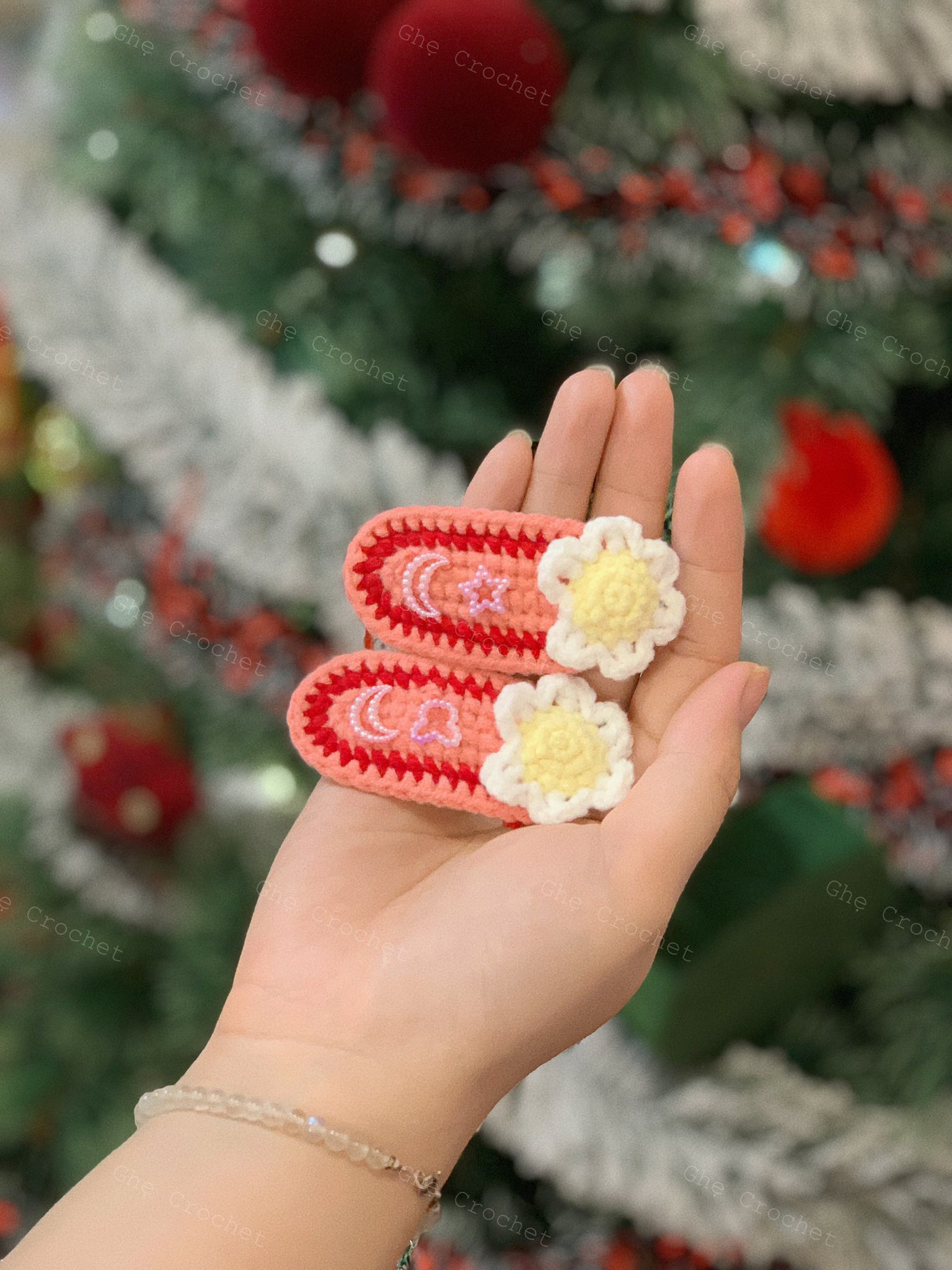 Kẹp tóc len Hồng